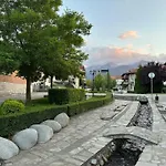 Family Luxury Private In 4 Star St Ivan Rilski, 公寓式酒店