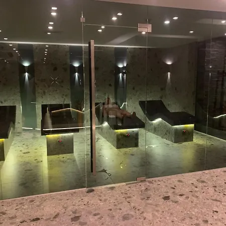 Family Luxury Private In 4 Star St Ivan Rilski, Ξενοδοχείο με διαμερίσματα Μπάνσκο