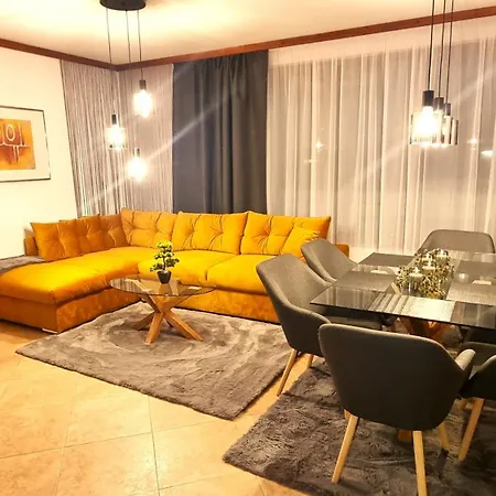 Family Luxury Private For 4 Max 6 People In 4 Star St Ivan Rilski, * バンスコ